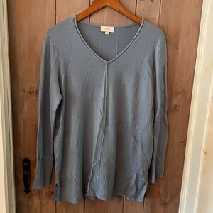 LOFT Women's Soft Blue Long Sleeve Sweater